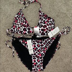 New 2B Bebe Pink and Black Leopard Bikini Sz Xs.